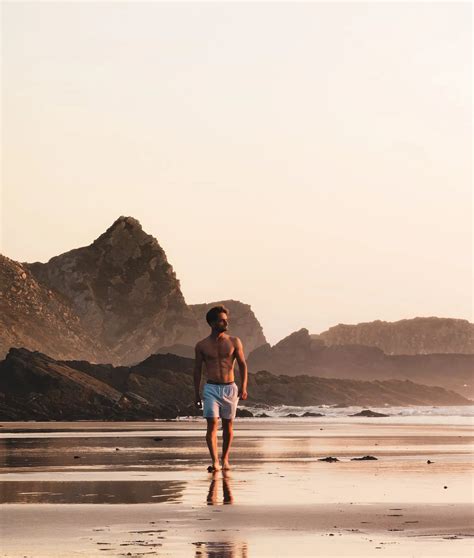 Poses Para Fotos en la Playa [+60 Ejemplos] 